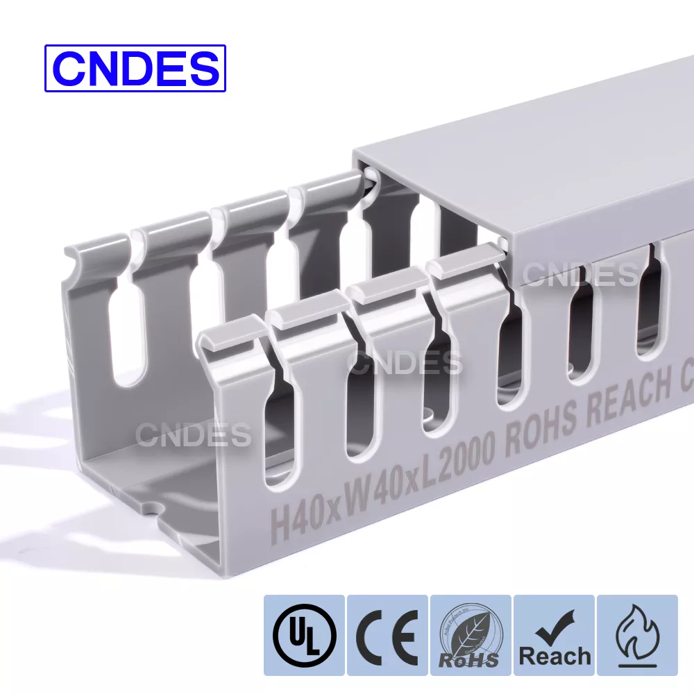 Conducto de cableado de PVC 40×40 con tapa