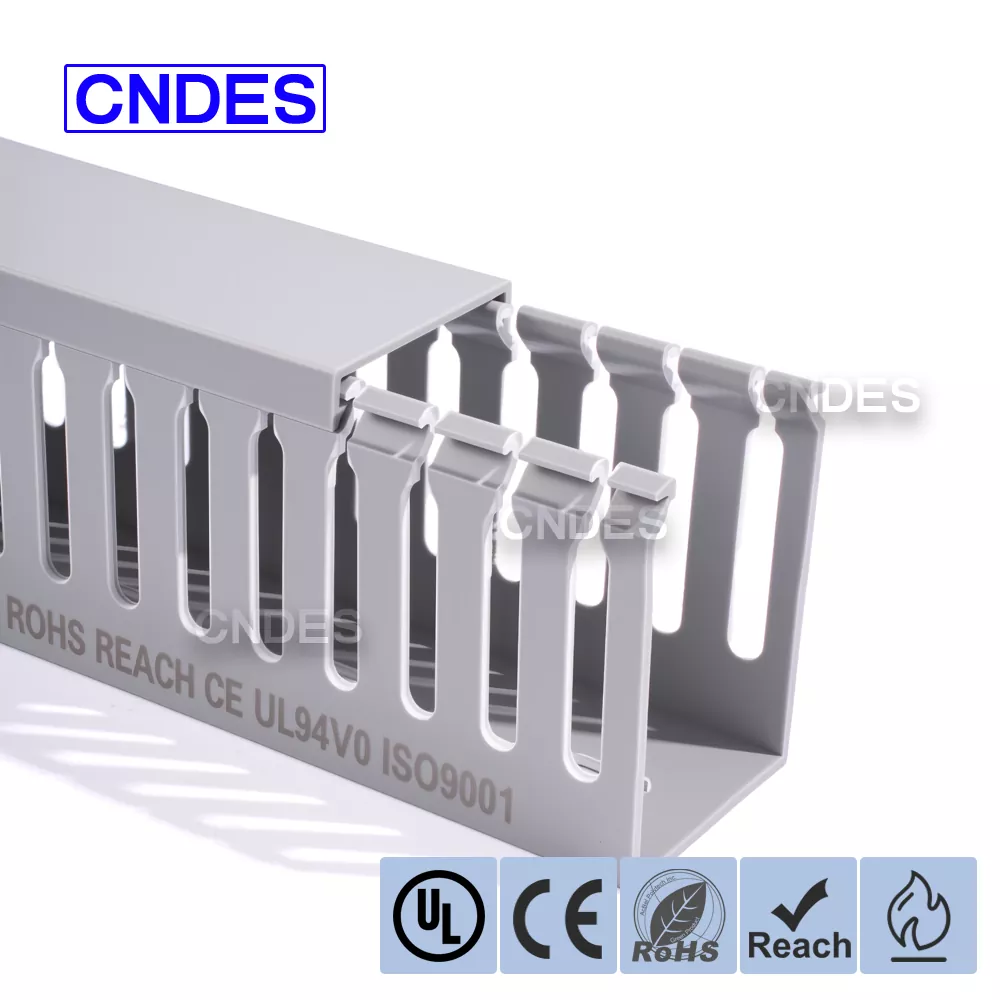 Conducto de cableado de PVC ranurado gris 65 × 45