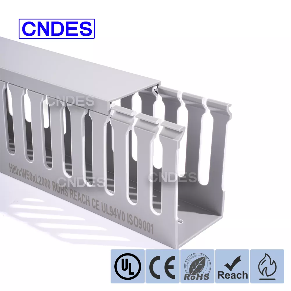 Organizador de cables de panel de PVC ranurado 80 × 50